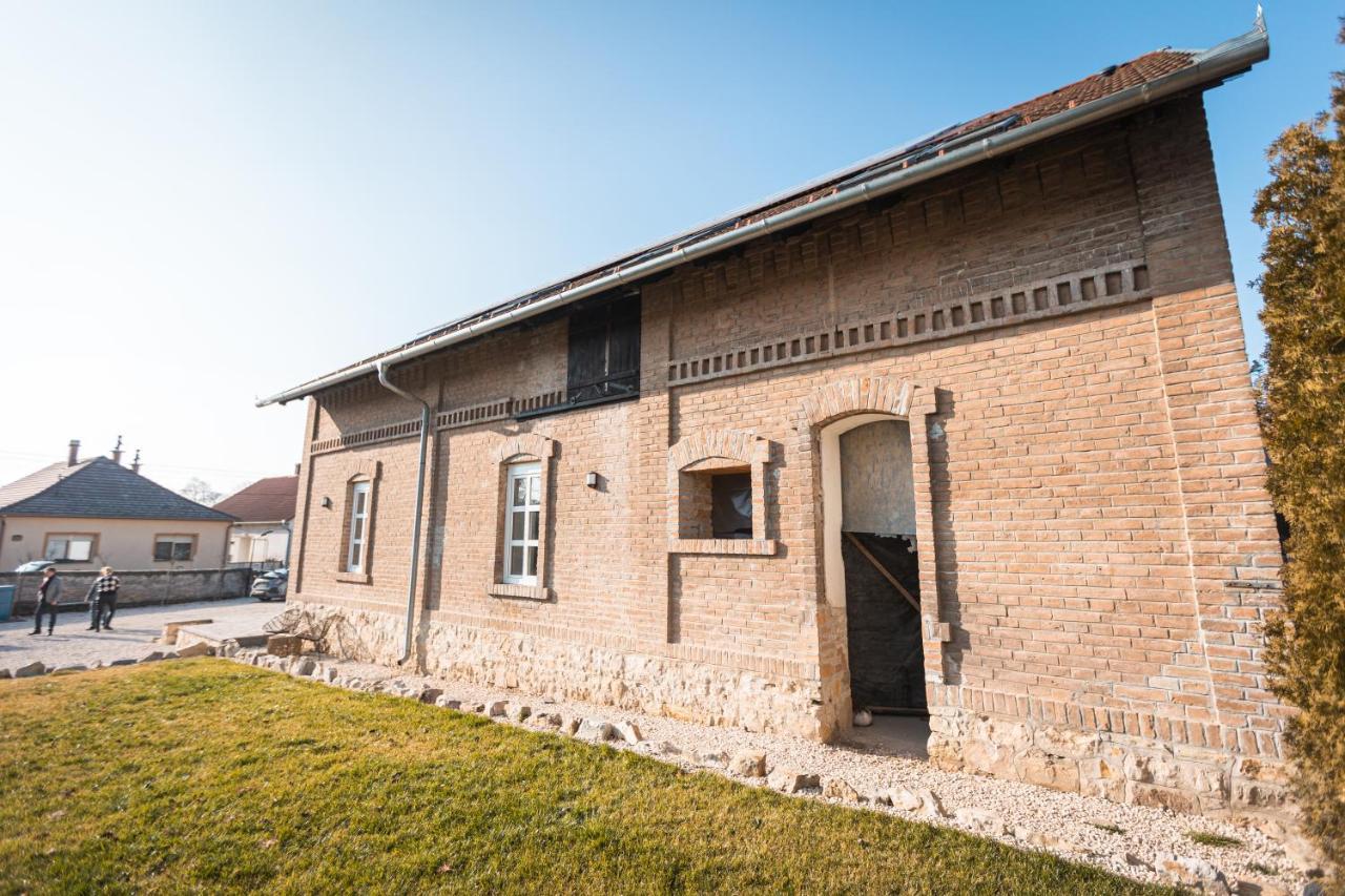 Magtar Villa Bóly Eksteriør bilde